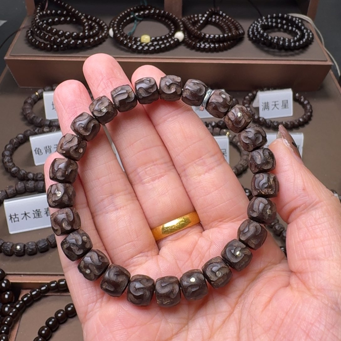 慢***慢椰蒂吊坠98乱山单圈