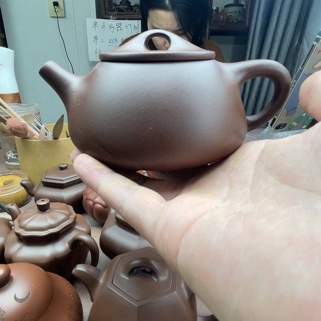 紫砂茶壶微瑕石瓢