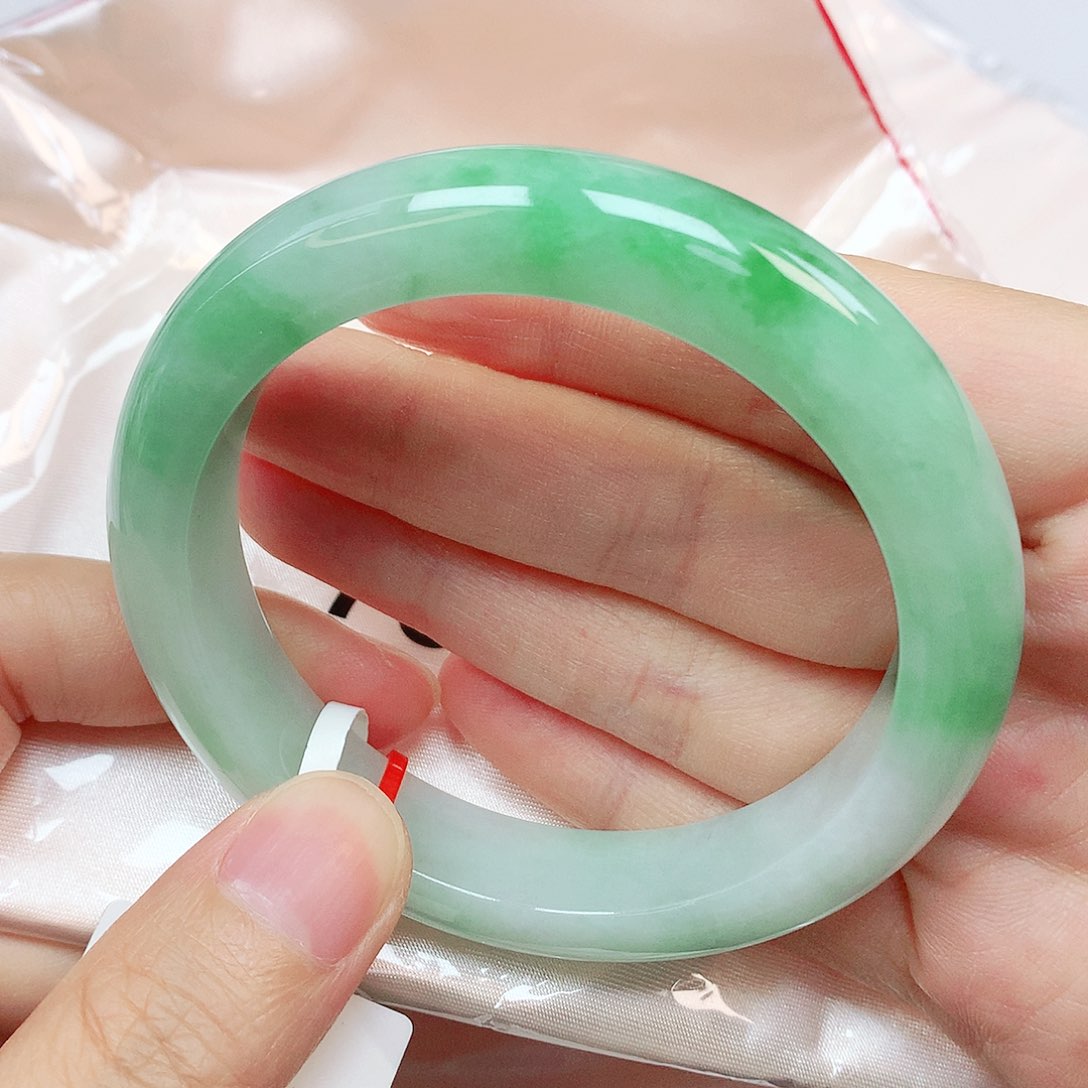 有***福翡翠手镯未镶嵌抖音788