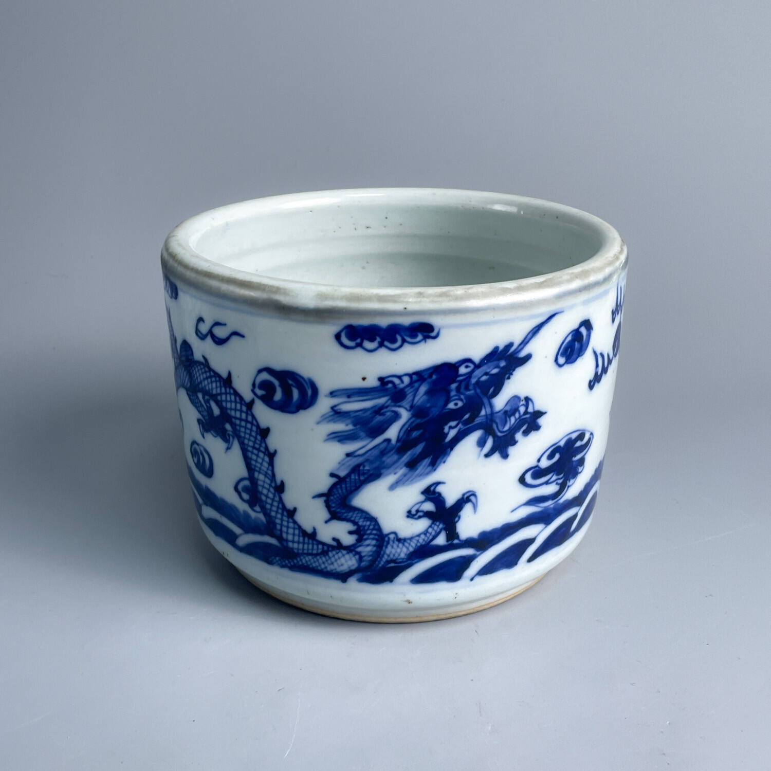 道光青花双龙戏珠香炉-M25EW008188