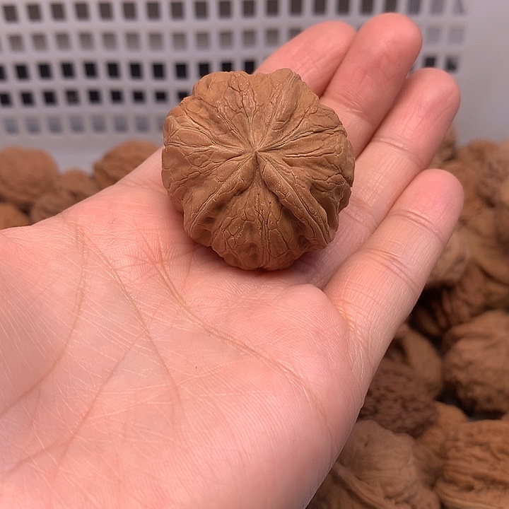 ****人吊坠文玩核桃文玩核桃