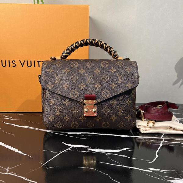 包包/路易威登/99新/250114QR0039