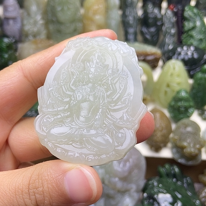 和田玉未镶嵌颈饰