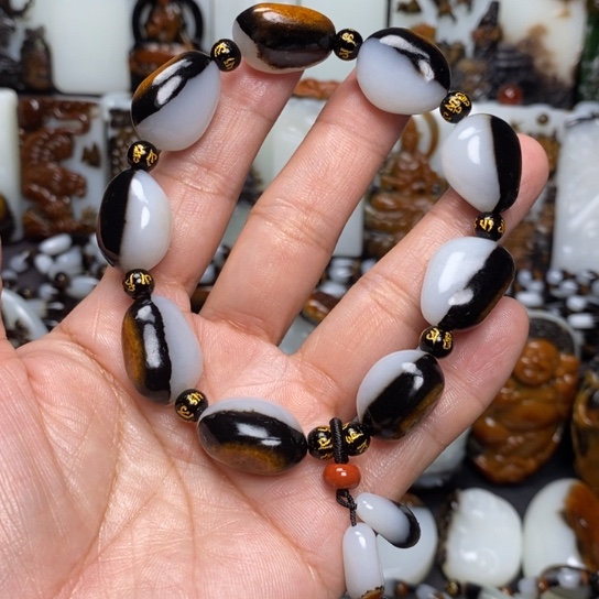 和田玉颈饰未镶嵌快***6