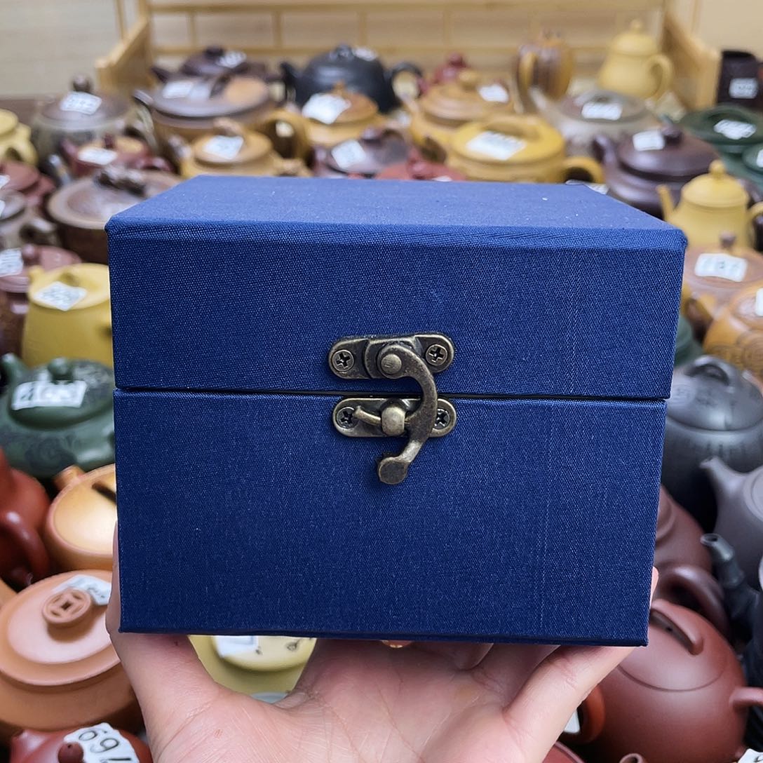 じ***彩紫砂茶壶紫砂微瑕