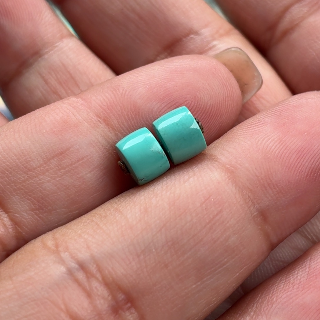 大***海绿松石未镶嵌珠宝奇石