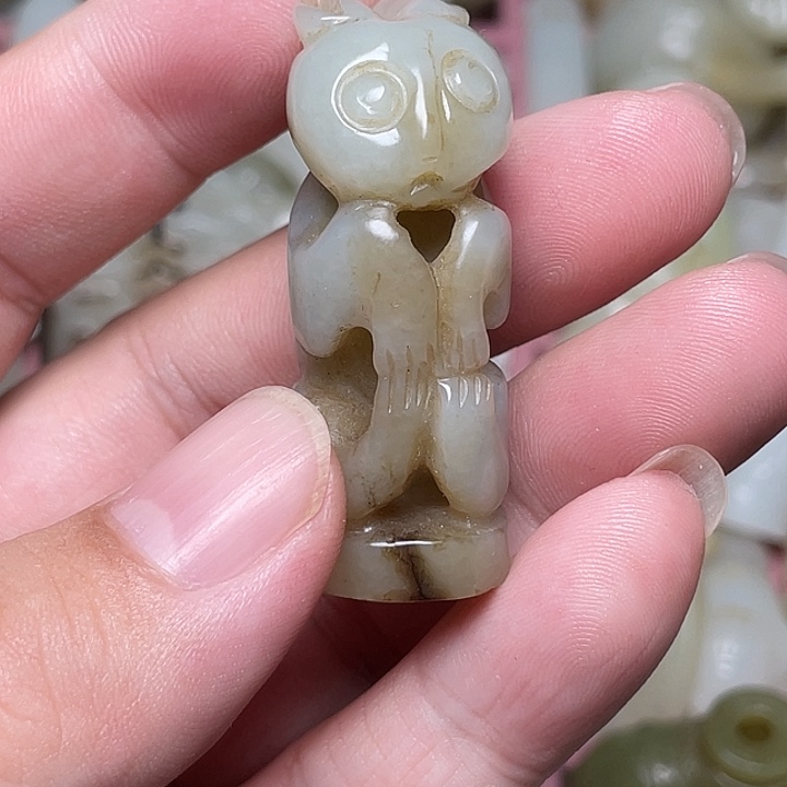 履***和和田玉未镶嵌挂件