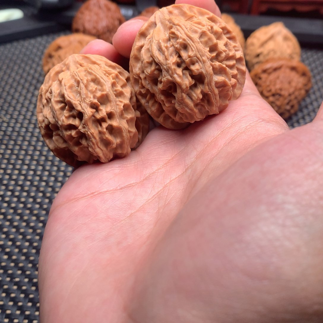 文玩核桃吊坠苹果40