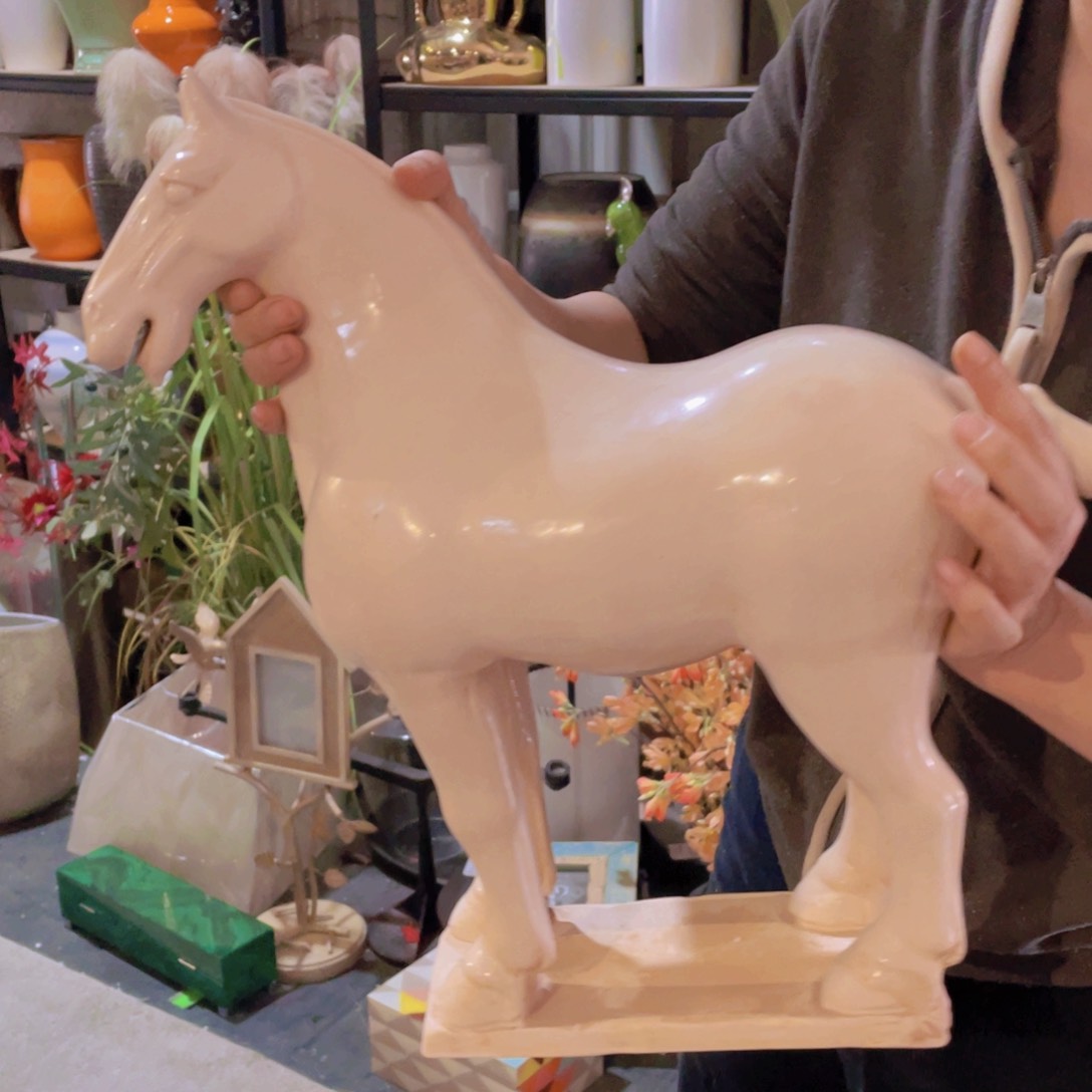 陶瓷花瓶，仿真绿植。