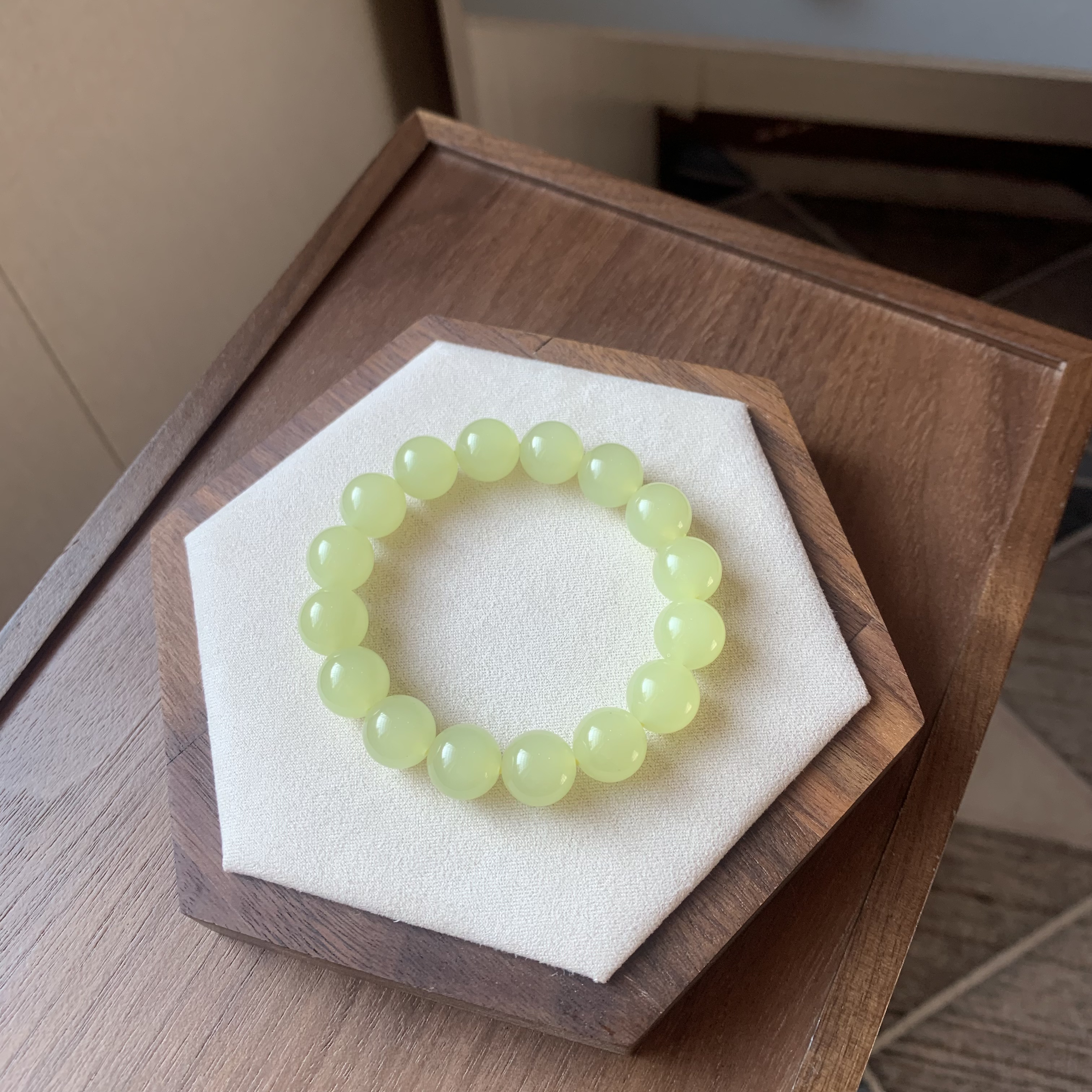 天然和田玉黄口料冰底手串卡12左右手串轻奢