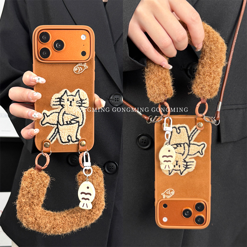 毛线拿鱼小猫TPU羊巴皮壳适用iPhone苹果17手机壳16promax新款15