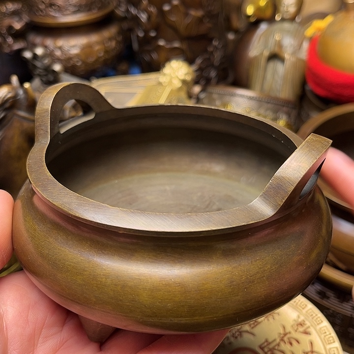 精美铜器批发档口