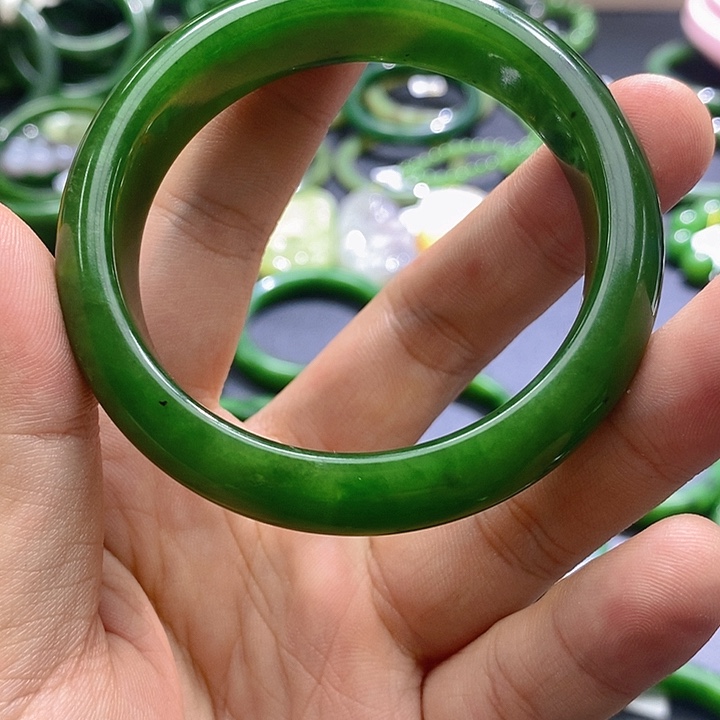 手链未镶嵌和田玉（糖玉）