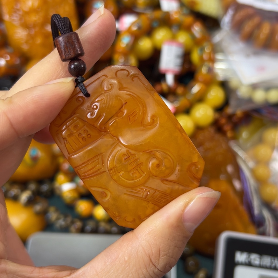 琥珀珠宝奇石未镶嵌113