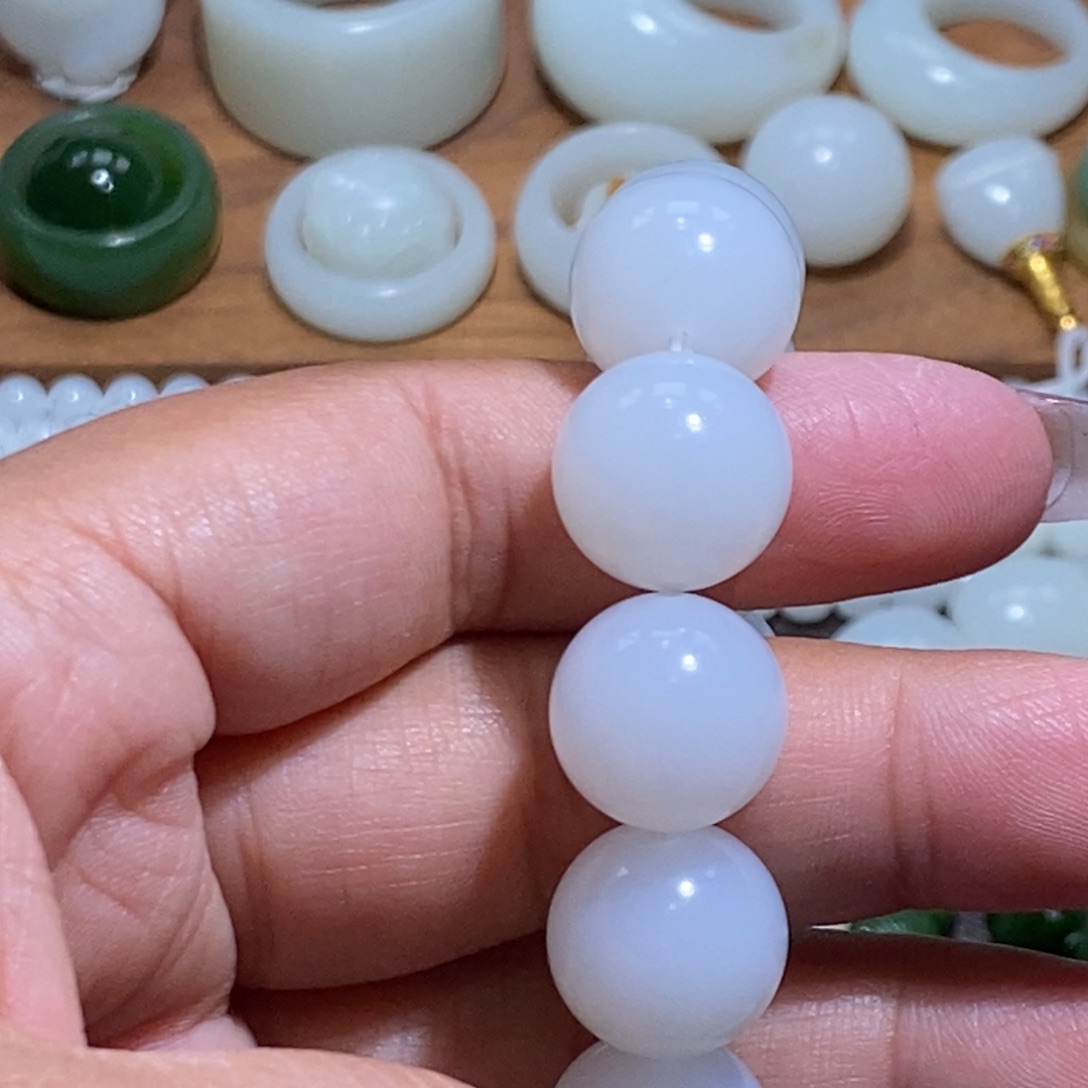 未镶嵌手链和田玉姚*