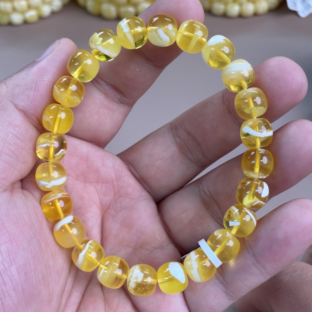 琥珀裸石未镶嵌022000000000