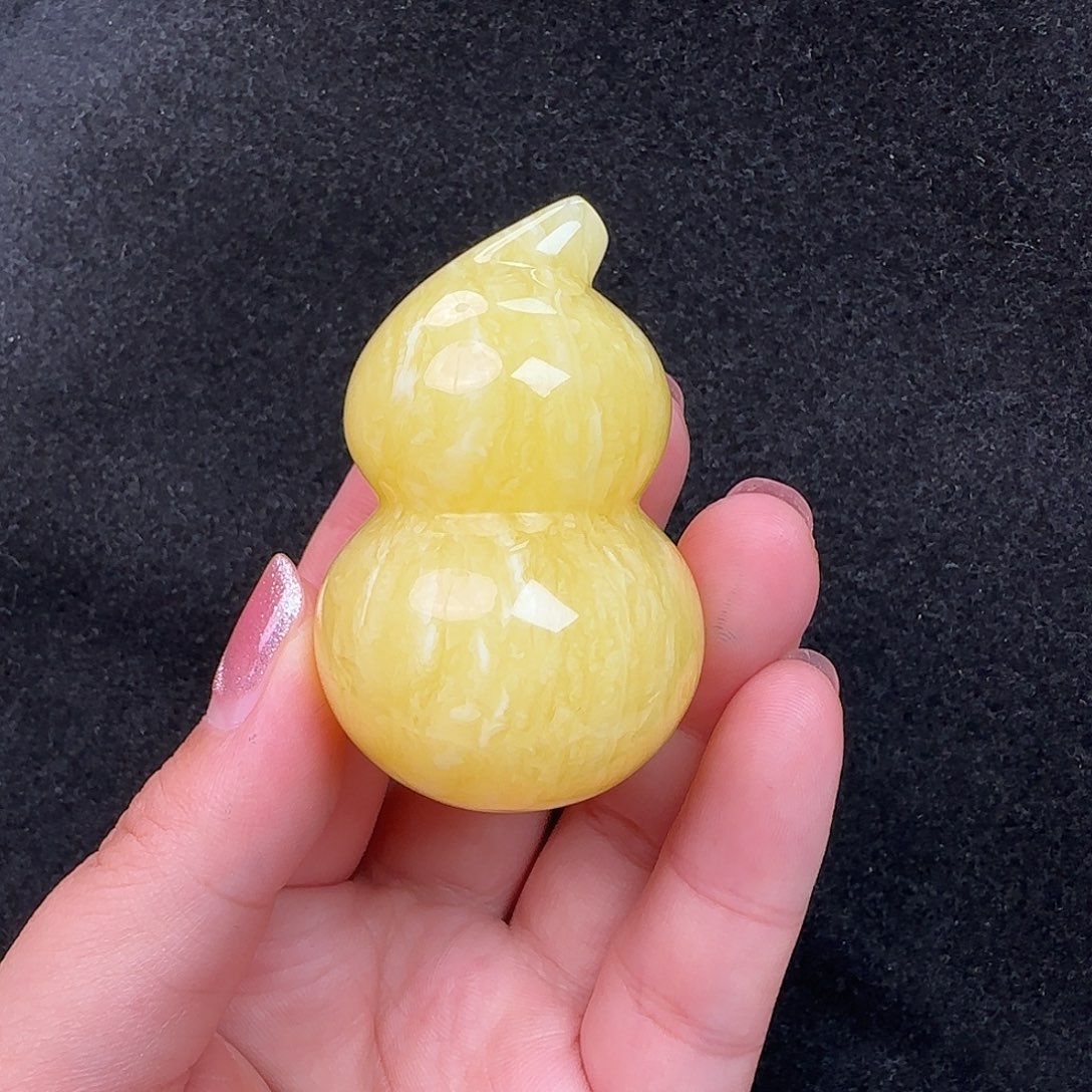 蜜蜡未镶嵌珠宝奇石