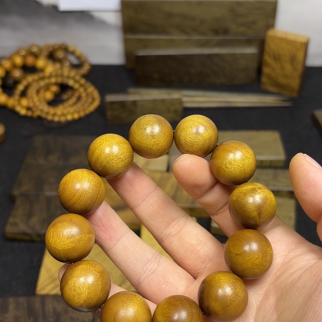 渣***輝金丝楠一物一拍链接