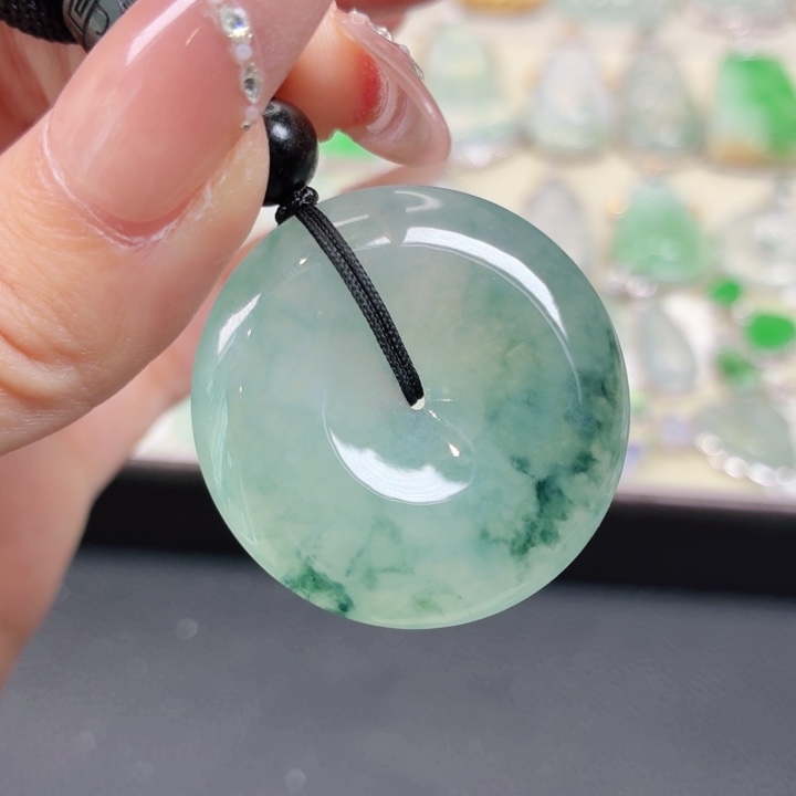 颈饰未镶嵌翡翠扣子