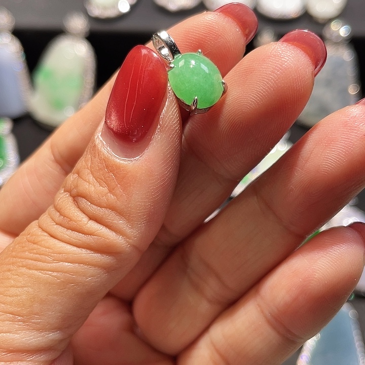 翡翠银S925镶嵌颈饰