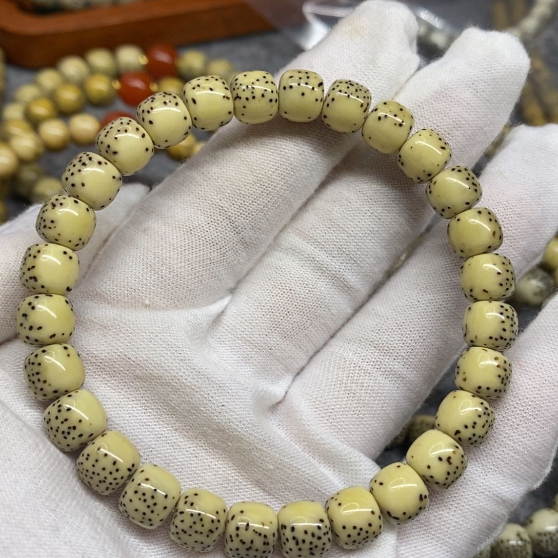 【闪购商品】星月菩提手串原生态石玉料