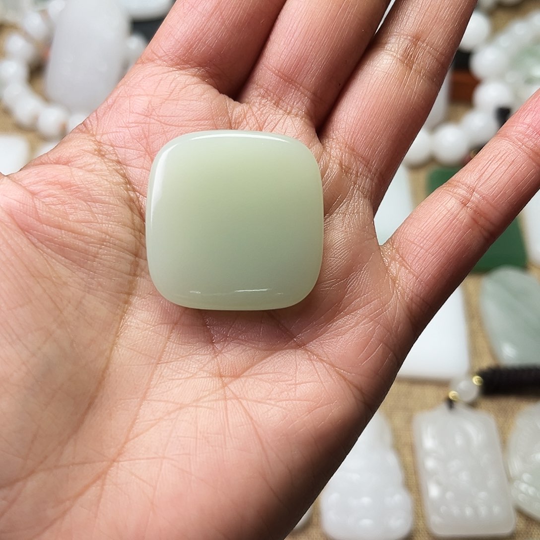 和田玉颈饰未镶嵌p**h