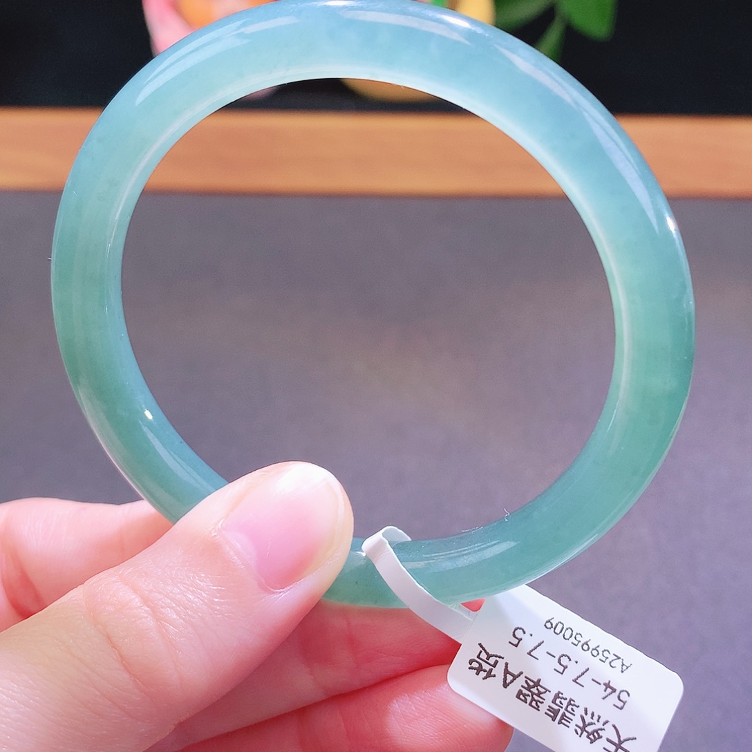 翡翠未镶嵌手镯天然翡翠