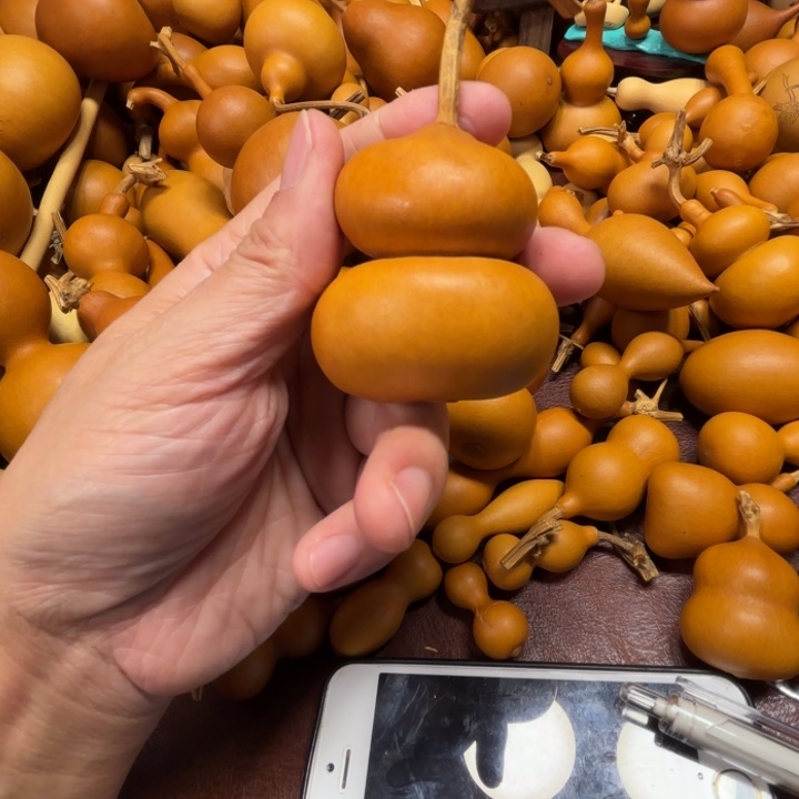 纆*?木耳的一把汉堡钱的葫芦