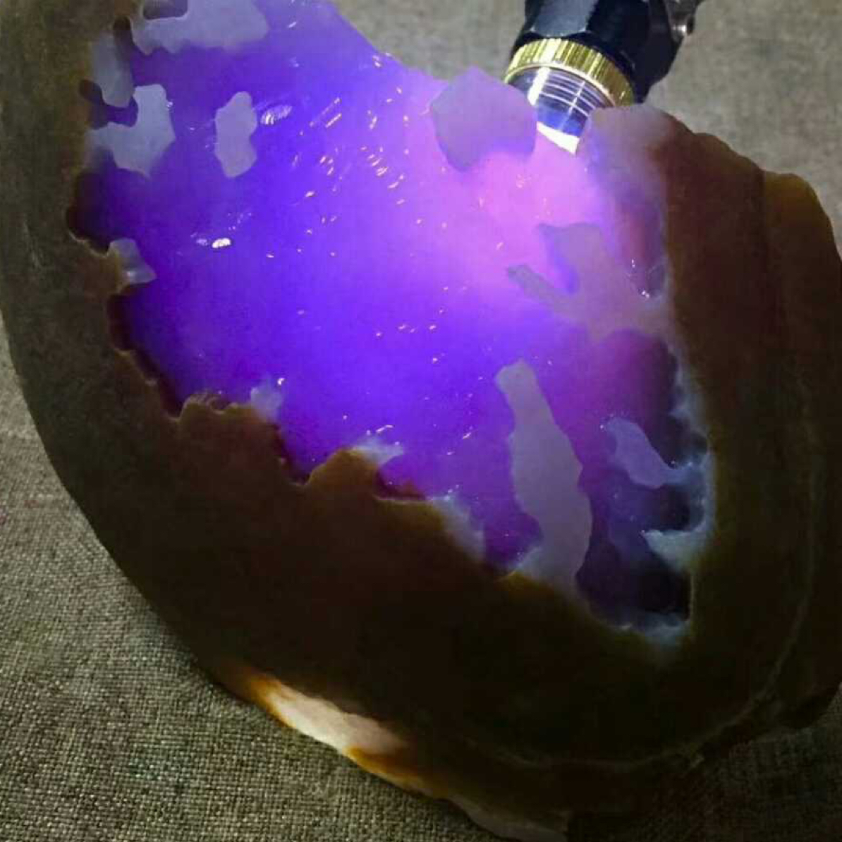 A天然缅甸玉石翡翠定制