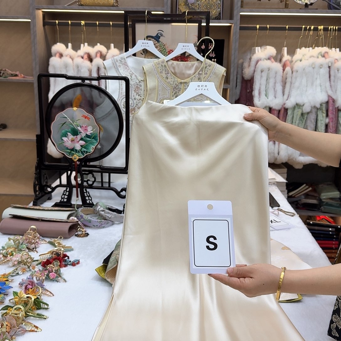 Y*u非遗传承人的精神风貌