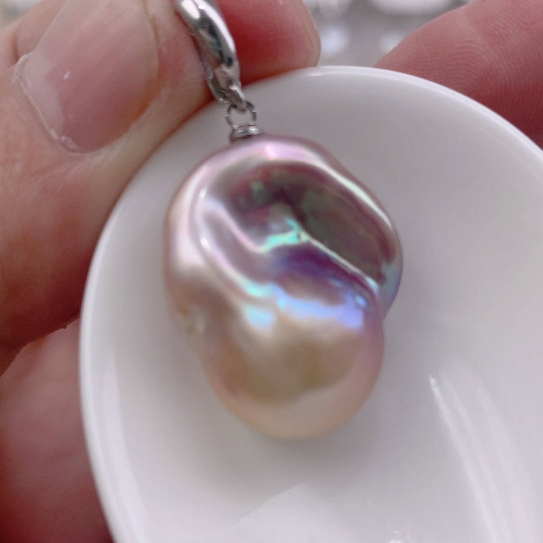 颈饰未镶嵌淡水珍珠