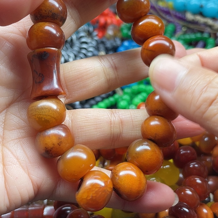 玉***石玛瑙/玉髓未镶嵌颈饰