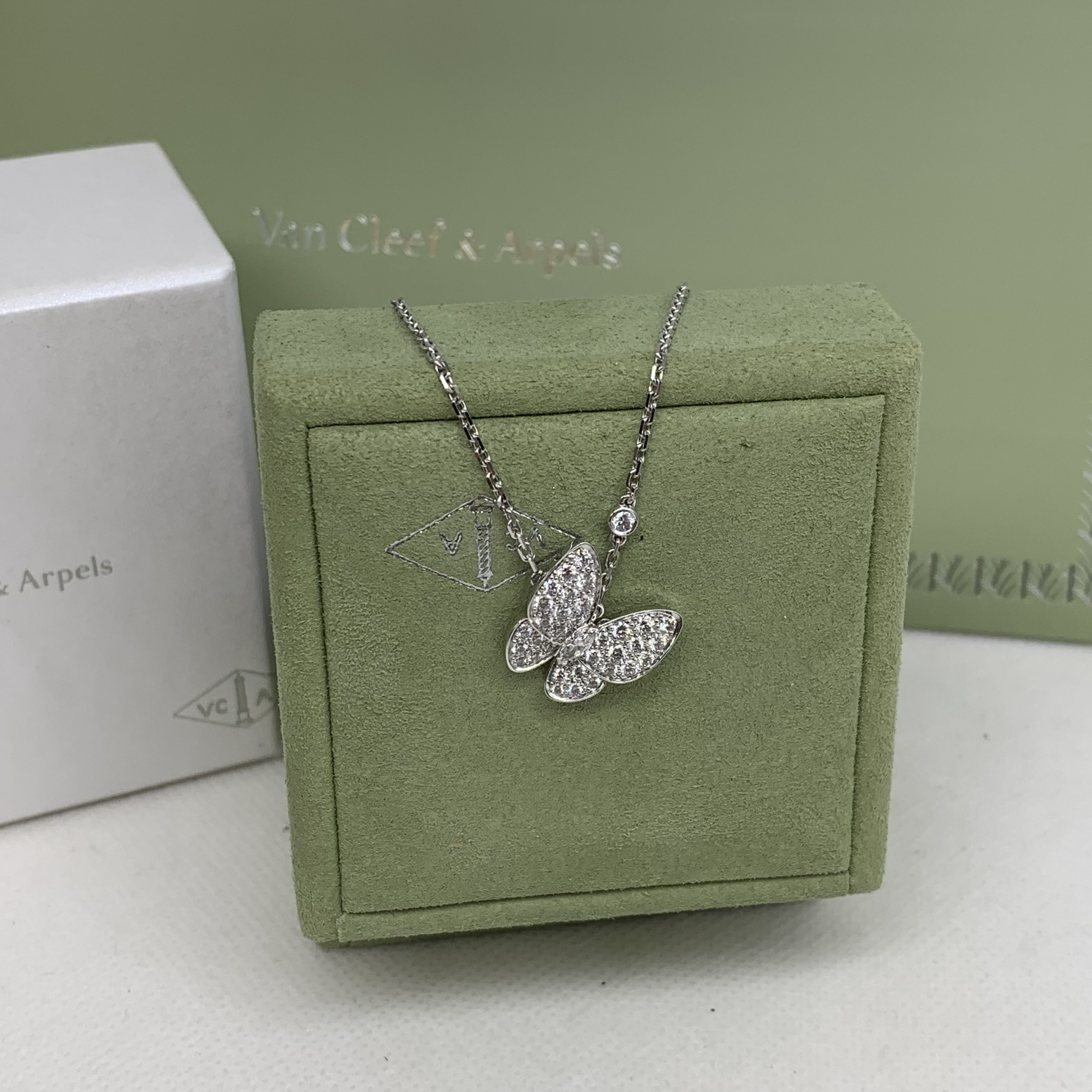 未使用 梵克雅宝 TWO BUTTERFLY系列 满钻蝴蝶 18k白金 项链