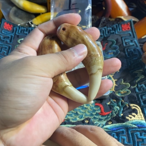 寻呼台的人也太少见