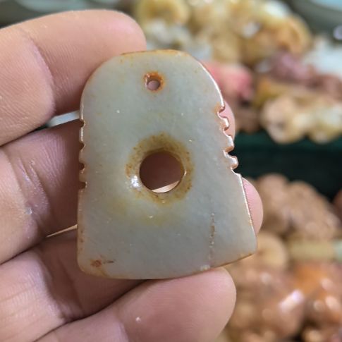 玛瑙/玉髓和田玉质如图所示配饰未镶嵌