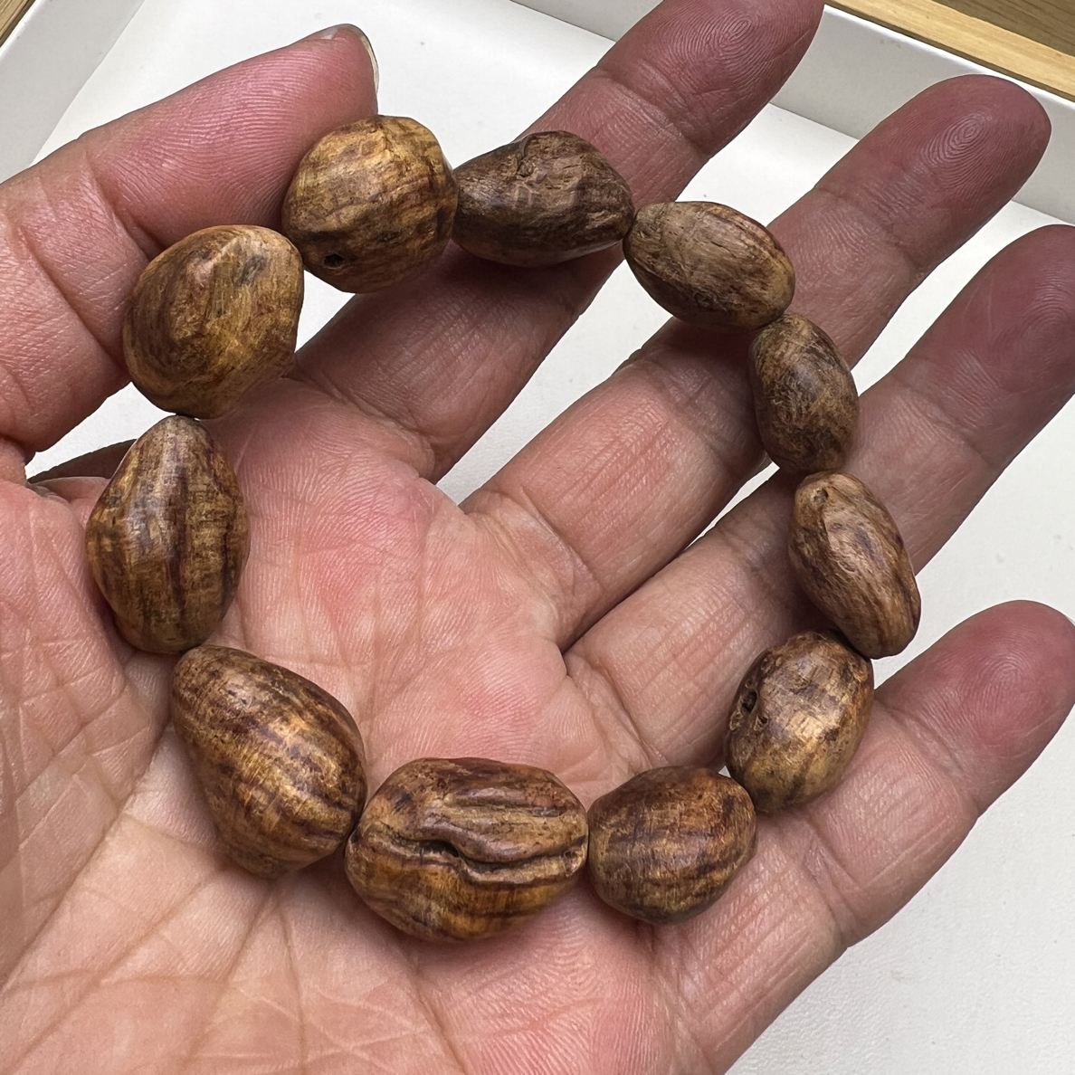 海南黄花梨老料女款随形手串