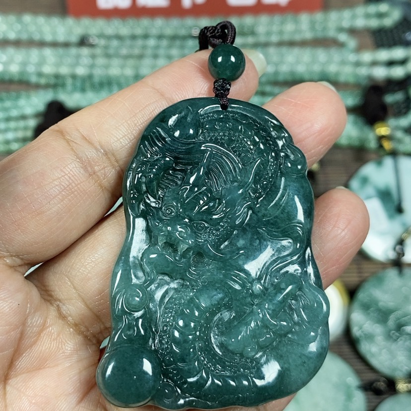 【闪购商品】翡翠颈饰未镶嵌玉吊坠翡翠玉随性龙牌