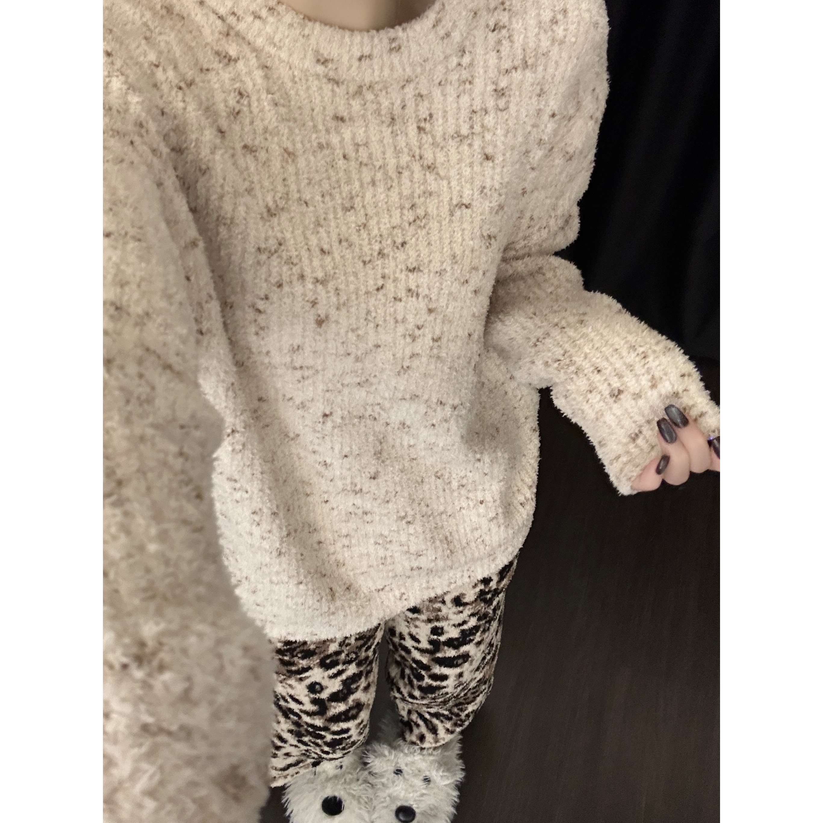 韩版简约圆领毛绒针织睡衣女秋冬季豹纹雪尼尔家居服可外穿套装款