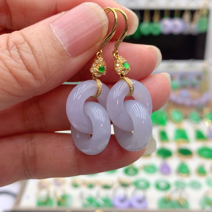 ****️翡翠18K金镶嵌耳饰