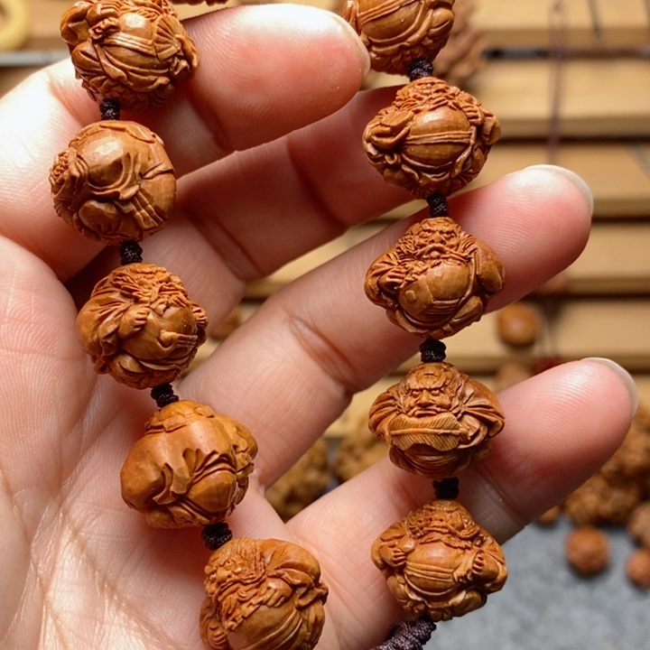 桃核手工雕刻钟馗手串