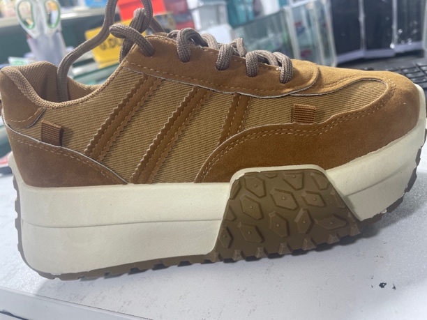 【36码女鞋】年夏新款欧洲站厚底阿甘女鞋增高休闲运动鞋