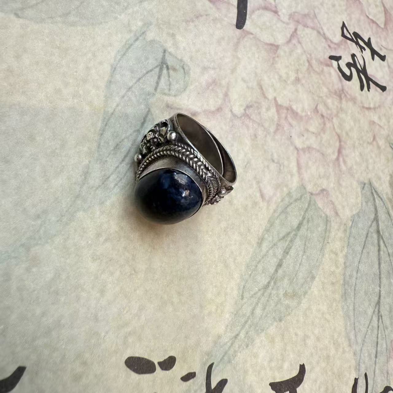 925银戒指 个性款纯银戒指一枚