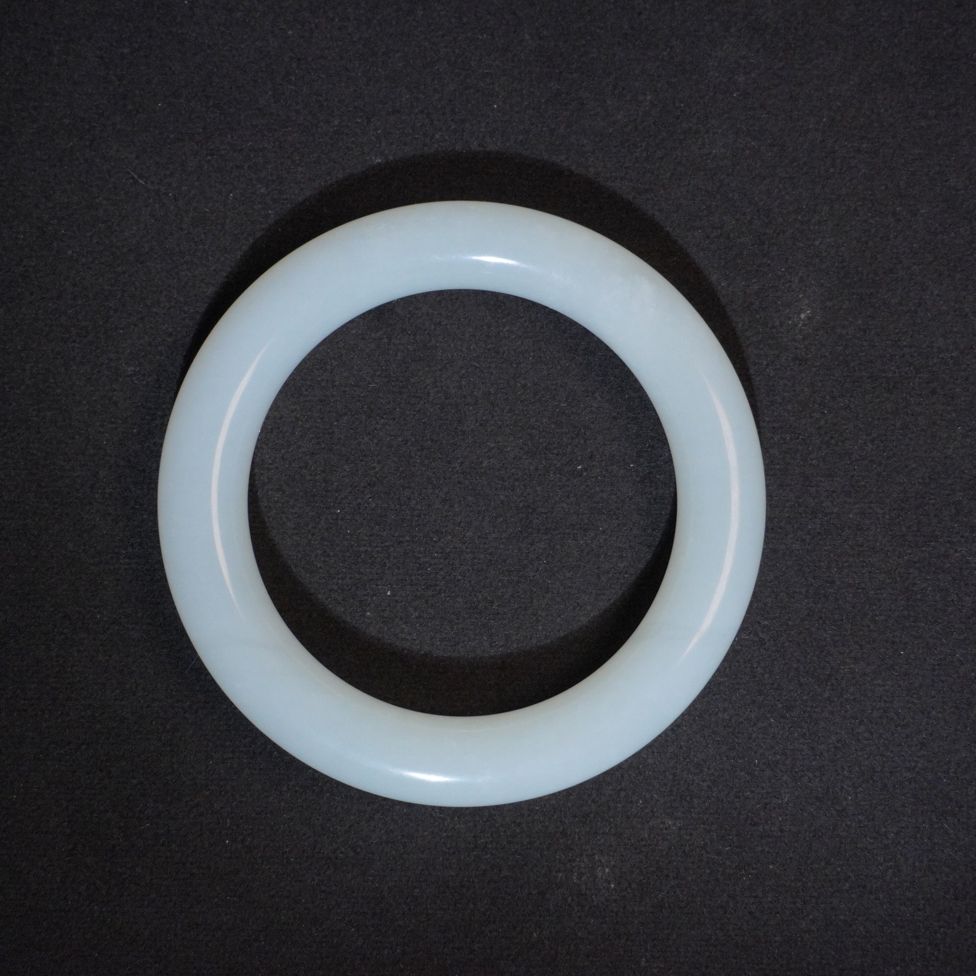 64G144 清 和田玉素面手镯