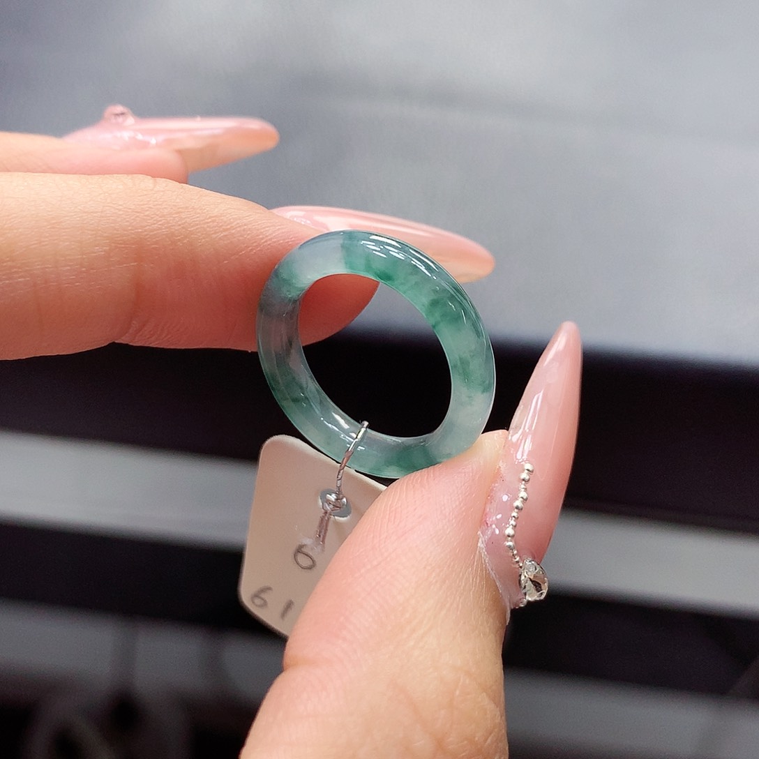 翡翠戒指未镶嵌6号