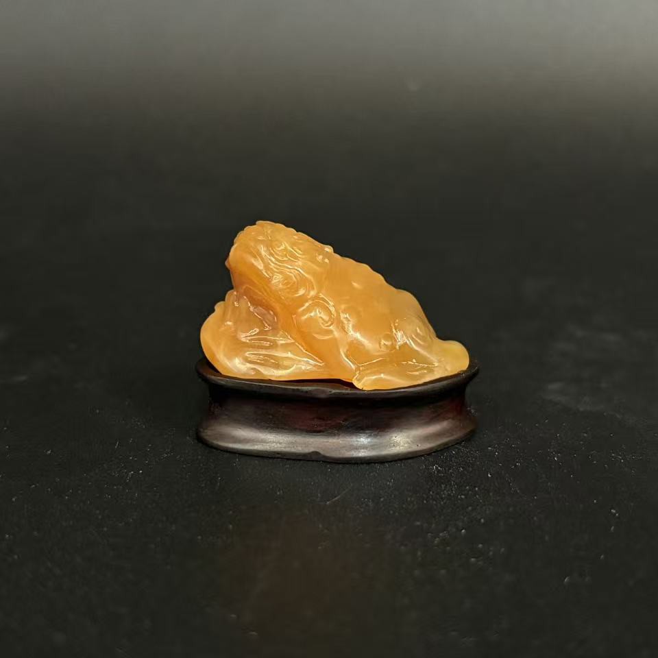 三角蟾 田黄石 15g/386