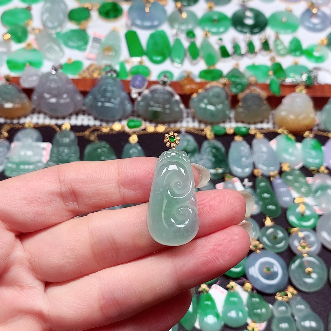 翡翠18K金镶嵌吊坠(不含链)天然翡翠A货