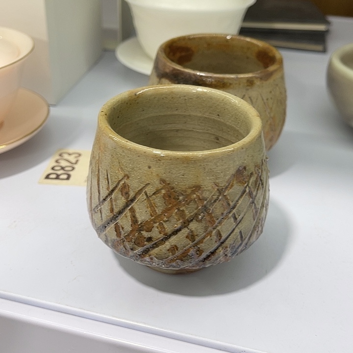 福利待遇多多哦哦哦