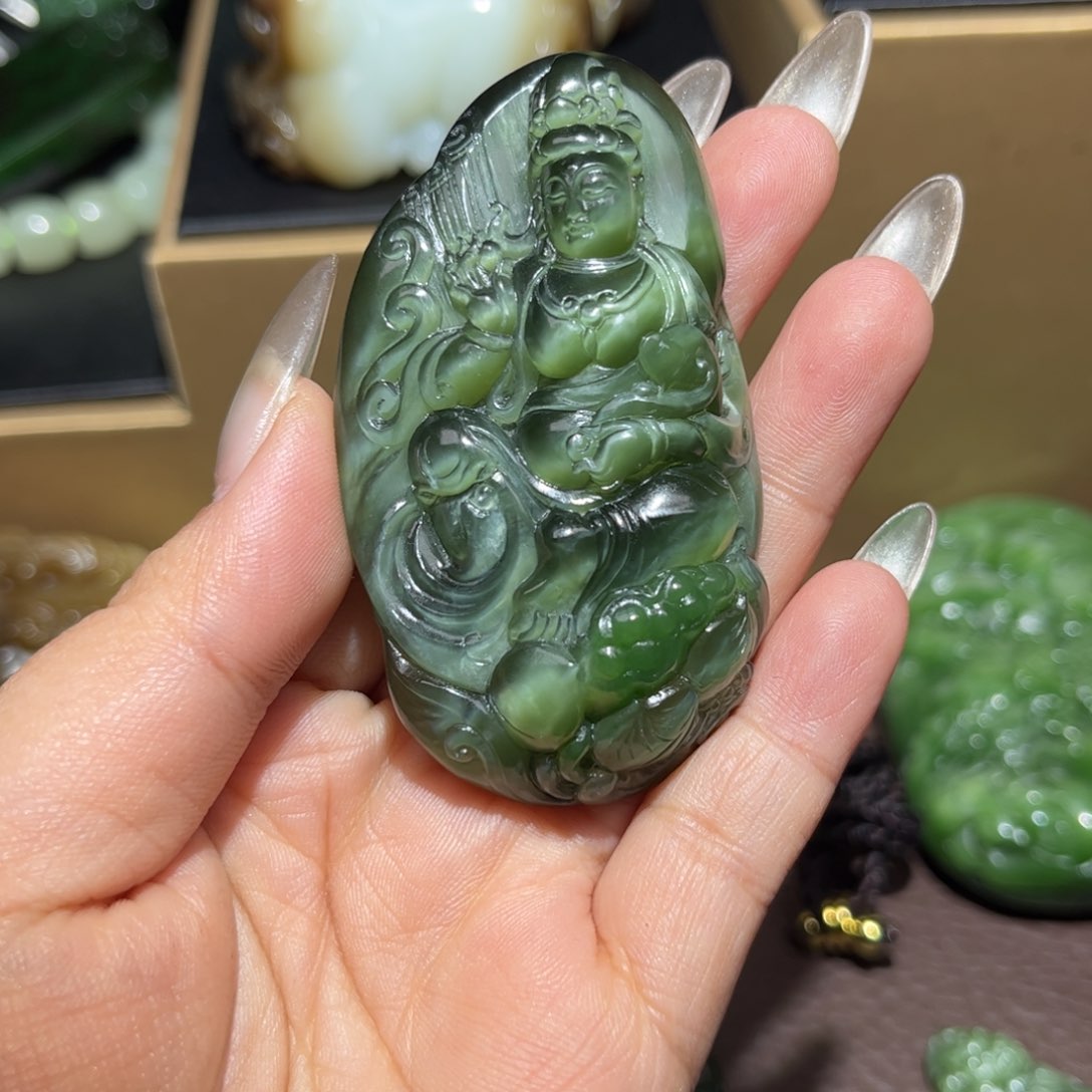 和田玉挂件未镶嵌雨*