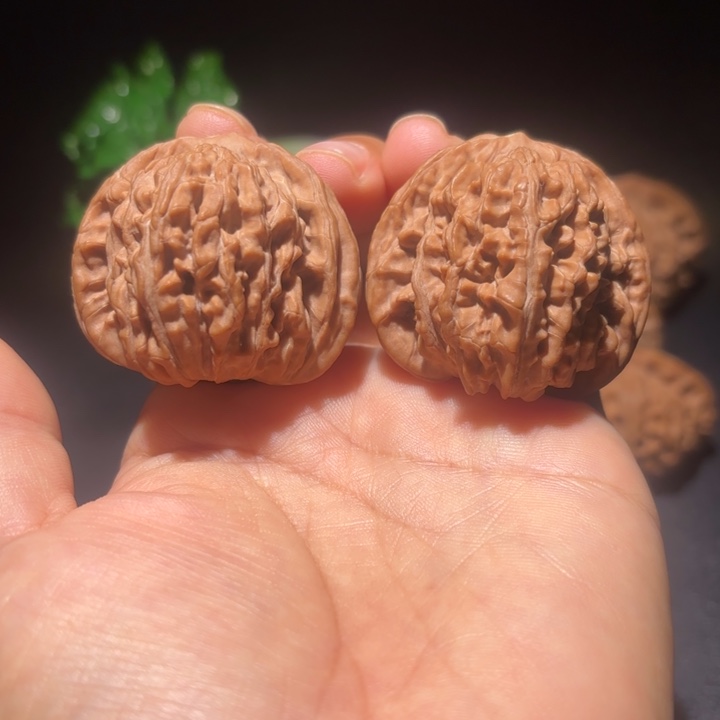 文玩核桃吊坠文玩核桃吊坠四座楼42