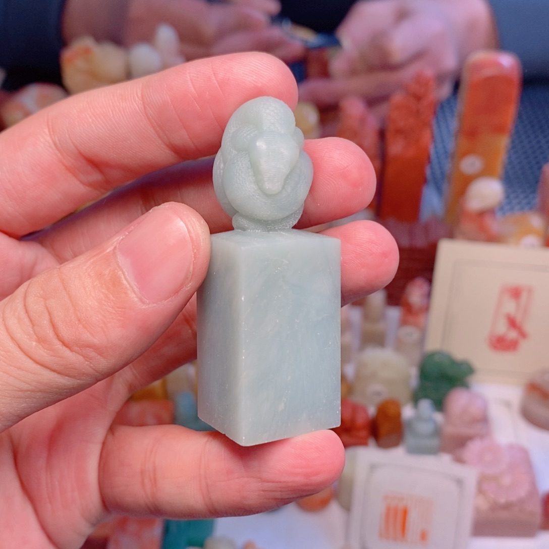 云南石印石天青石蛇1.9